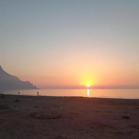 شقة Alyke Vacanze *